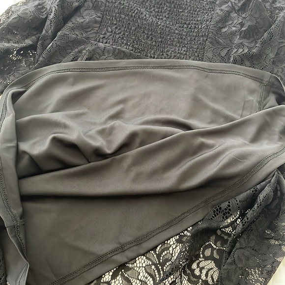 NWT LUV BETSEY BLACK LACE MINI - Picture 8 of 9